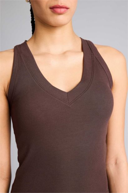 Спортивная майка Slim Fit из модала с V-образным вырезом