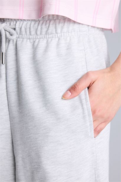 Barrel Fıt Cepli Standart Paça Standart Boy Sweatshirt Kumaşı Sporcu Pantolon