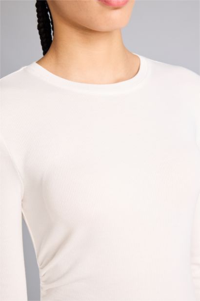 Спортивная футболка Slim Fit из модала с круглым вырезом и длинным рукавом