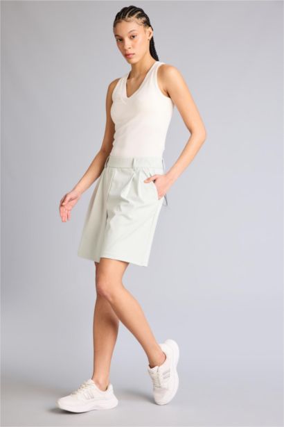 MINT LINE BERMUDA SHORT