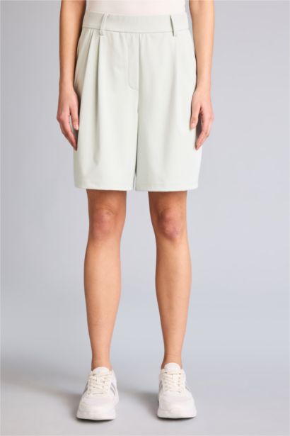  MINT LINE BERMUDA SHORT