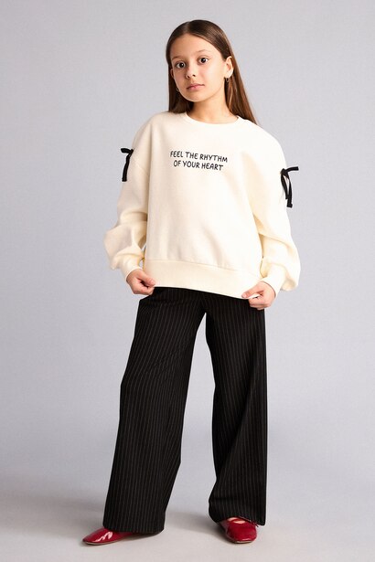 Oversize Fit Crew Neck Sweatshirt