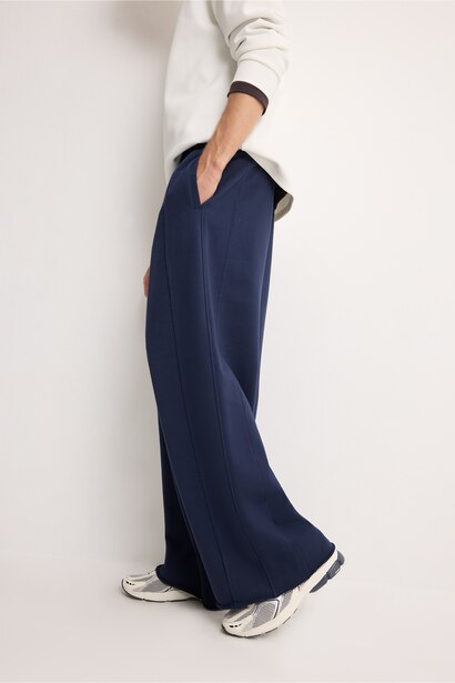 Balloon Fit Trousers