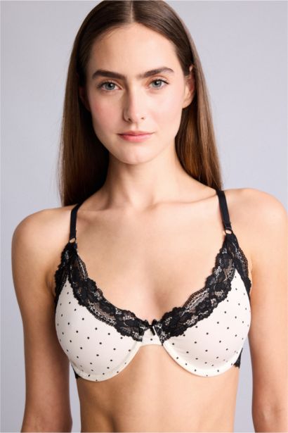 Dantel Detaylı Kapsız Pedsiz Balenli Tişört Bra