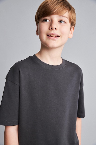T-shirt oversize anthracite 100% coton à manches courtes et col rond pour garçon