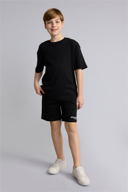 Boy Oversize Fit Crew Neck T-Shirt