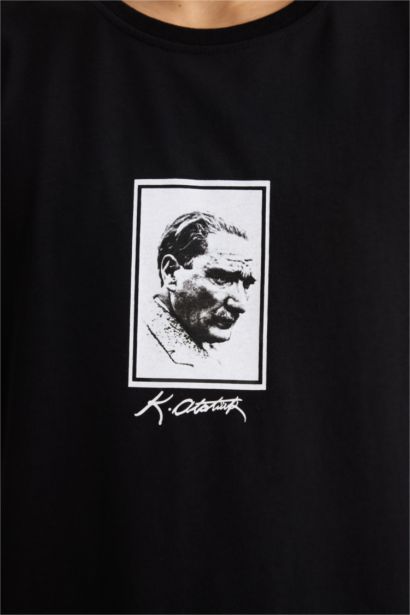 %100 Pamuk Atatürk Baskılı Tişört