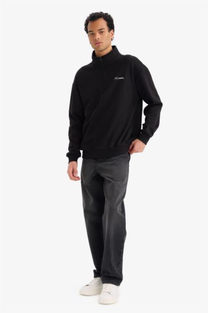 Boxy Fit Sweatshirt