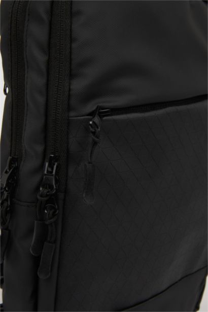 شنطة كروس بودي رجالي جلد صناعي