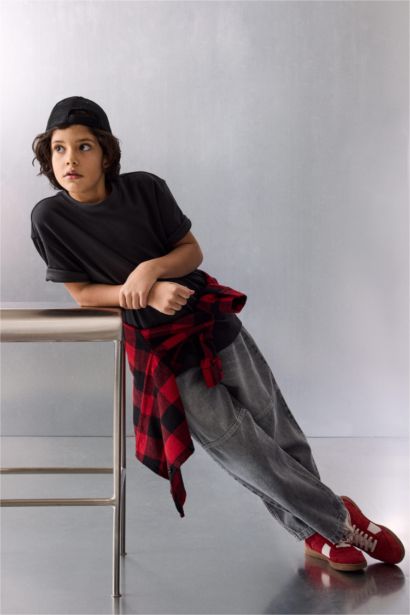 Boy Oversize Fit Crew Neck T-Shirt