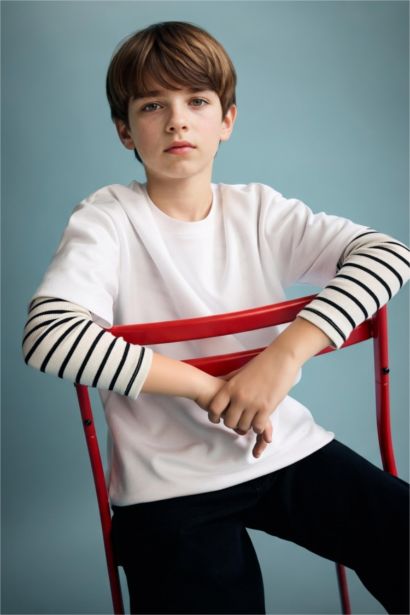 تيشيرت اولادي نص ردن اوفر سايز بياخة مستديرة