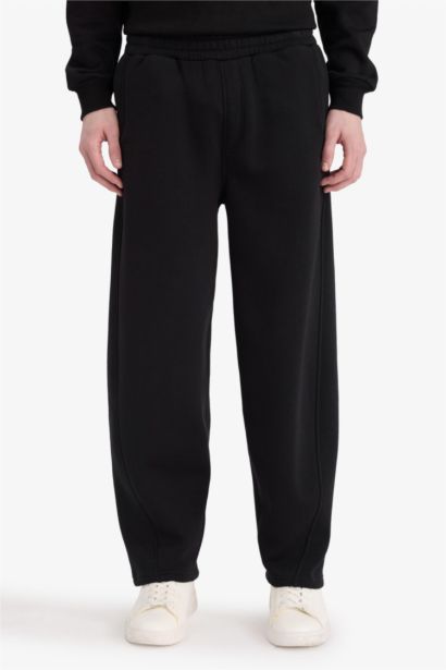 Balloon Fit Straight Leg Trousers