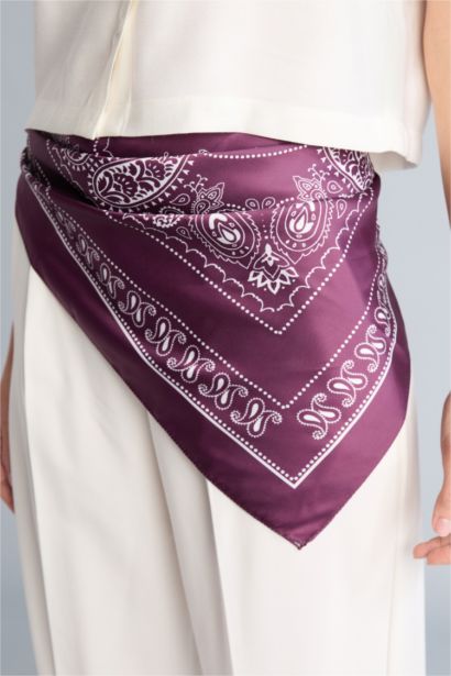 Woman Printed Foulard