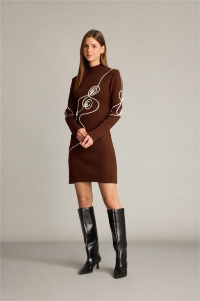 فستان تريكو ردن طويل سليم فيت بياخة مستديرة هاينك