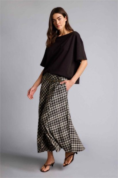A Kesim Kareli Normal Bel Midi Etek