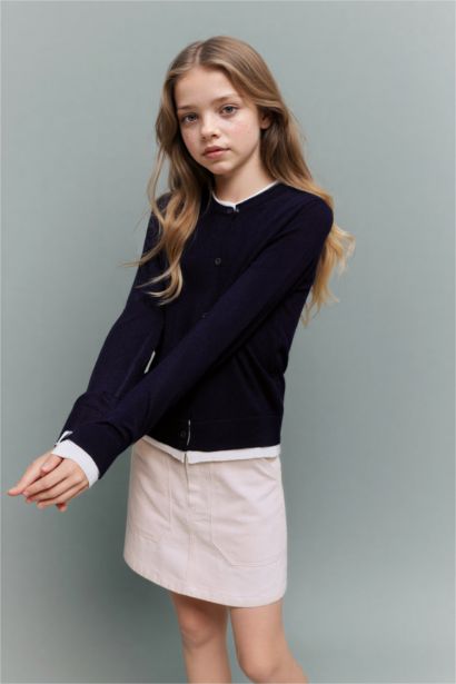 كارديجان بناتي تريكو قصة عادية بياقة مستديرة