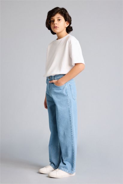 بنطلون جينز اولادي برجل عادية