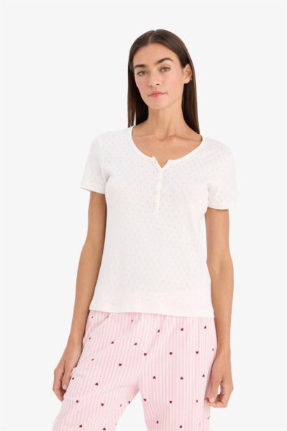 طقم بيجاما قصة عادية نص كم - قطعتين