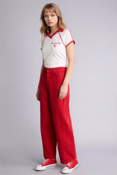 Fitted Embroidered T-Shirt