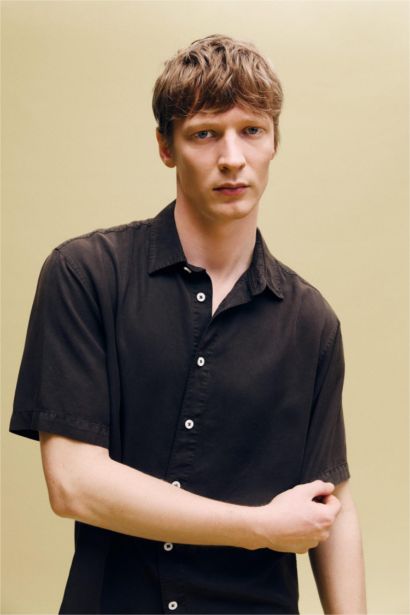 قميص بريميوم