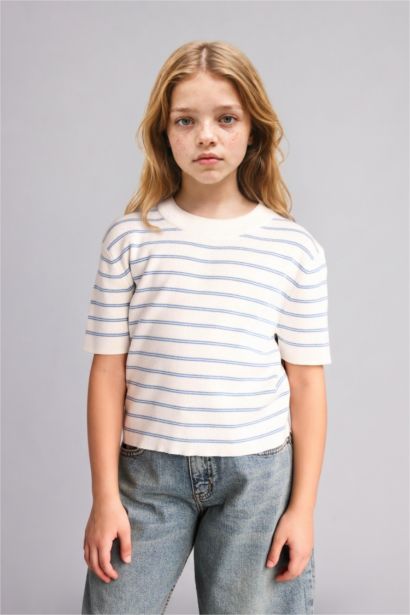 بلوفر بناتي مضلع قصة عادية بياقة مستديرة