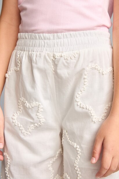 Girl Wide Leg Elastic Band Embroidered Trousers