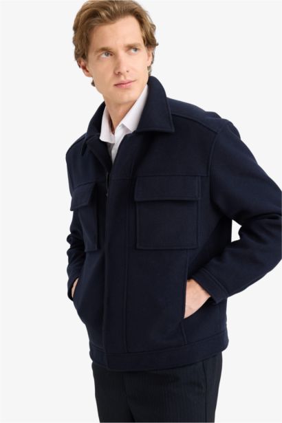 جاكيت قصة عادية