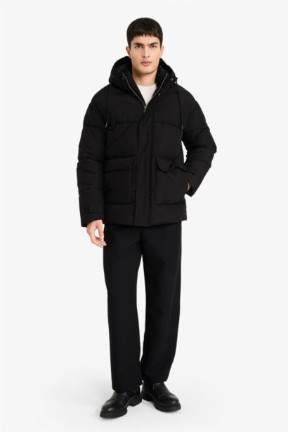 Su Geçirmez Slim Fıt Mont