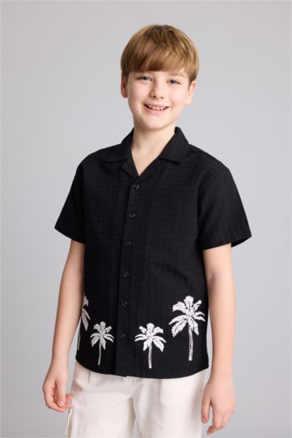 Regular Fit Tropical Patterned Short Sleeve Shirt