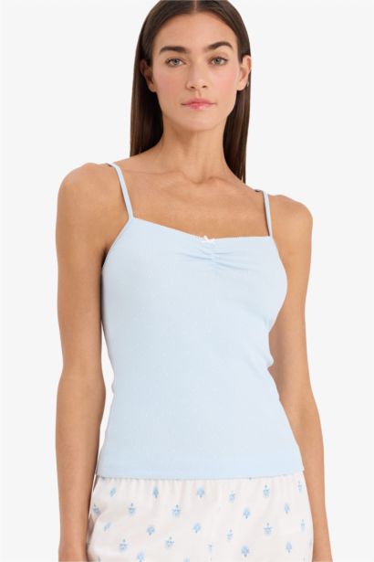 اندر شيرت مضلع قصة عادية