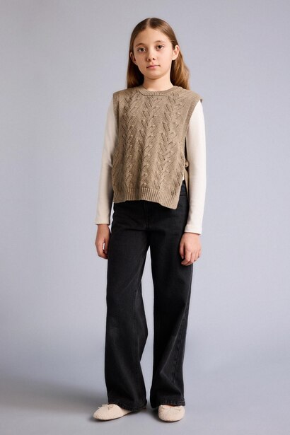 Girl Openwork Vest
