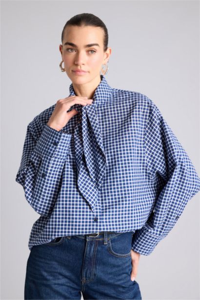 Oversıze Fular Yaka Kareli Poplin Gömlek