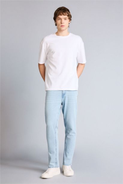 Джинсы 90's Slim Fit с узкими штанинами