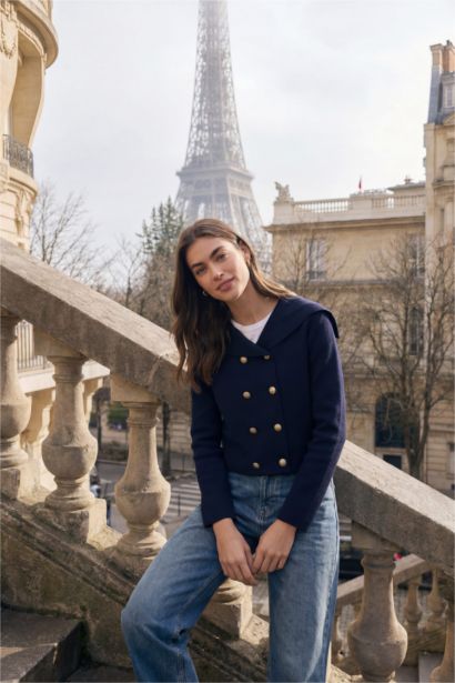 كارديجان تريكو قصة عادية بياقة شال