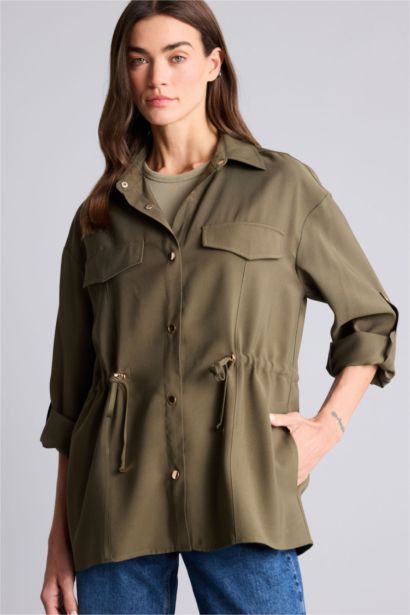 Блейзер оверсайз из вискозы с рубашечным воротником