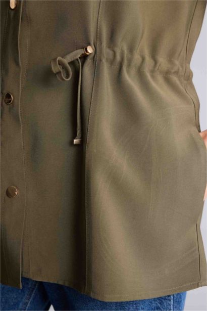 Блейзер оверсайз из вискозы с рубашечным воротником