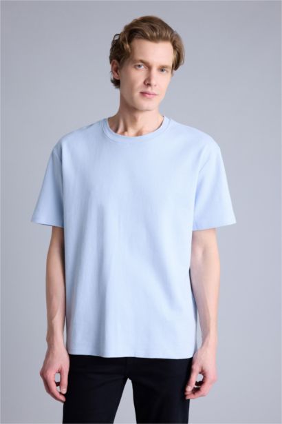Man Short Sleeve T-Shirt