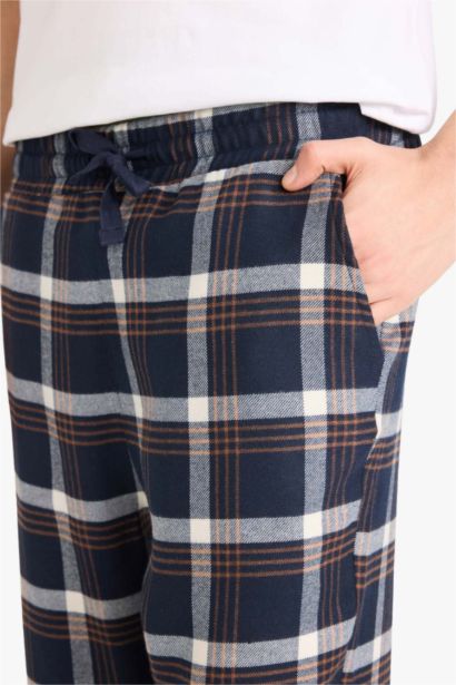 بنطلون بيجاما كاروهات قصة عادية