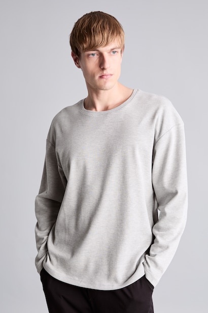 Boxy Fit Cotton Crew Neck Long Sleeve T-Shirt