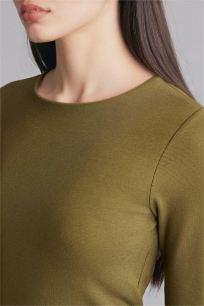 تيشيرت بيزك سادة كم طويل سليم فيت