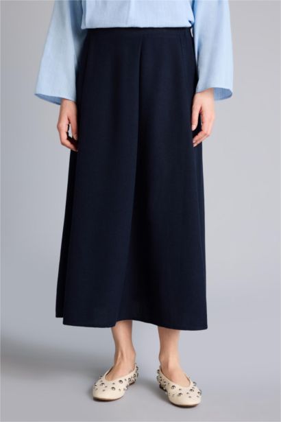 A Cut Linen Blended Skirt
