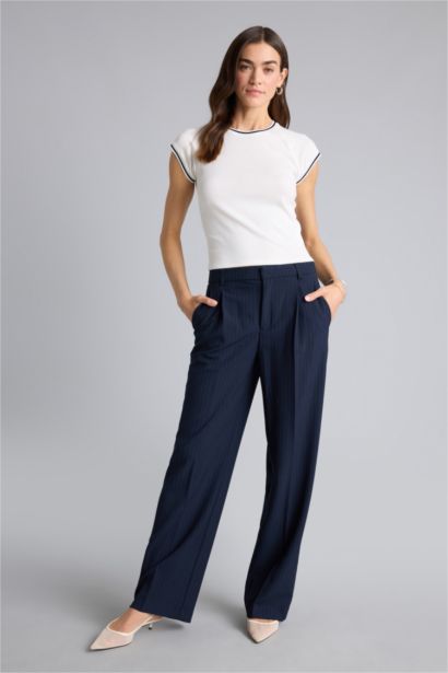 بنطلون مخطط وايد ليج برجل واسع وخصر عالي