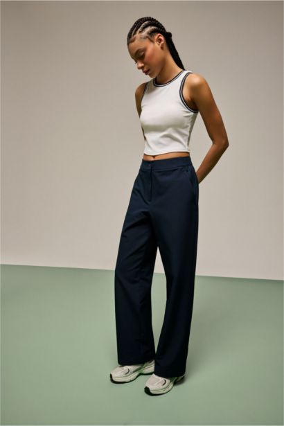 Майка стандартного кроя с круглым вырезом из рибаны для женщин