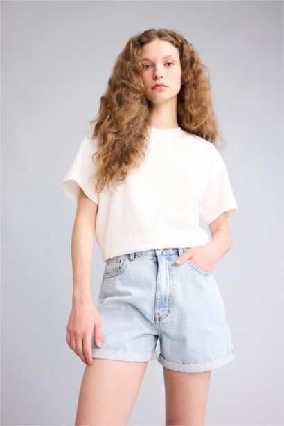 Укороченные джинсовые шорты Mom Fit с высокой талией