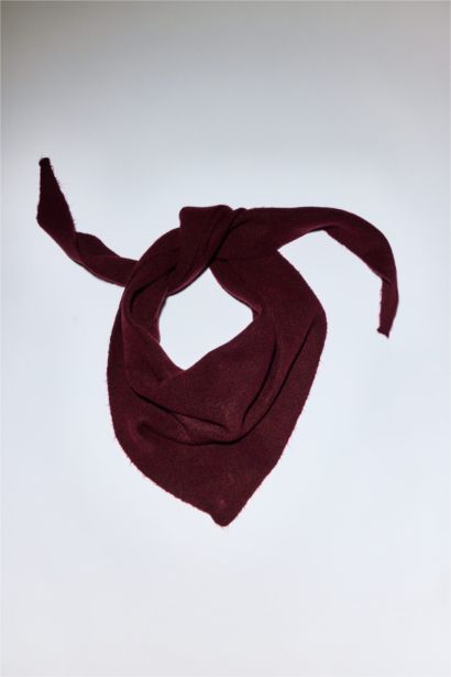 سكارف نسائي تريكو