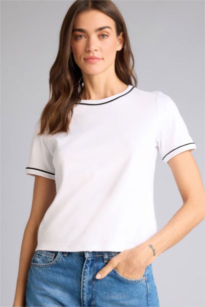 Woman Short Sleeve T-Shirt