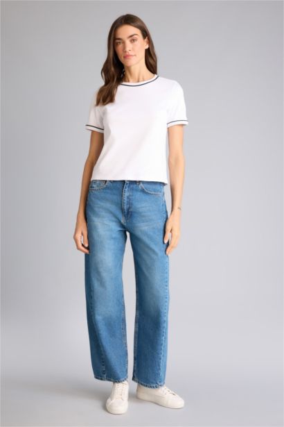 Woman Short Sleeve T-Shirt