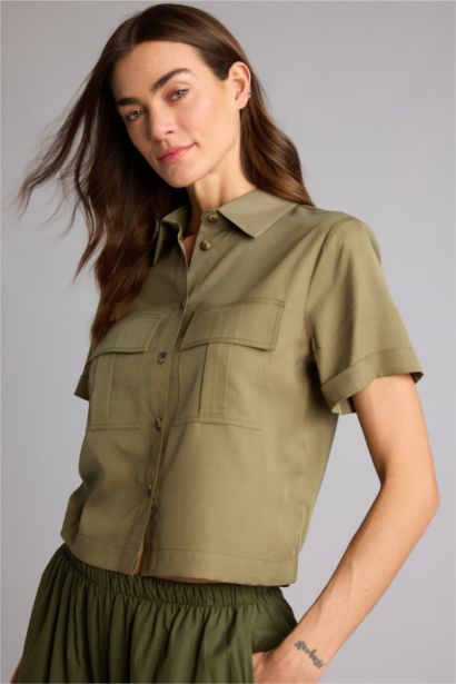 Рубашка Regular Fit с рубашечным воротником и коротким рукавом