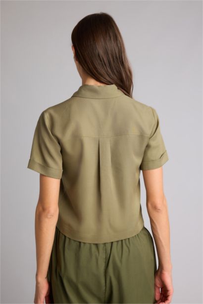 Рубашка Regular Fit с рубашечным воротником и коротким рукавом