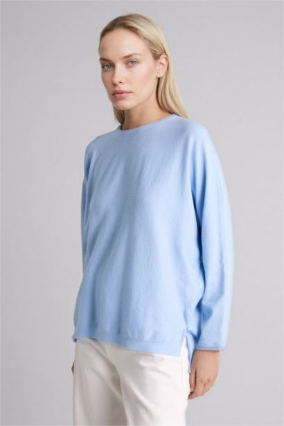 بلوفر تريكو بياقة مستديرة